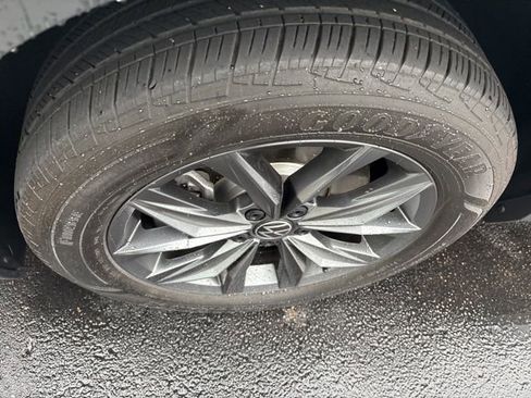 Certified 2024 Volkswagen Tiguan Wolfsburg Edition AWD/4WD image 2