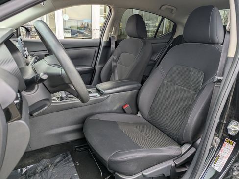 Used 2020 Nissan Sentra S image 23