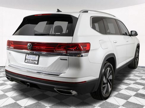 Used 2024 Volkswagen Atlas SEL AWD/4WD image 19