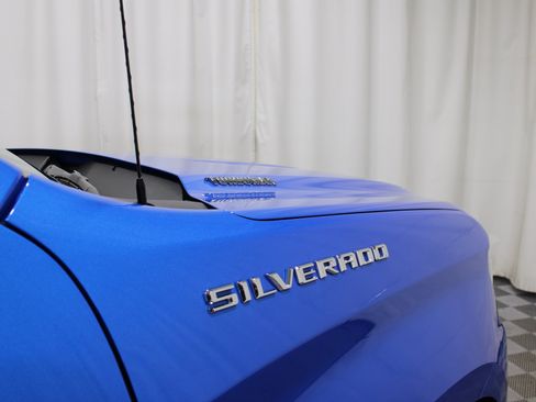 Used 2025 Chevrolet Silverado 1500 Custom AWD/4WD image 26