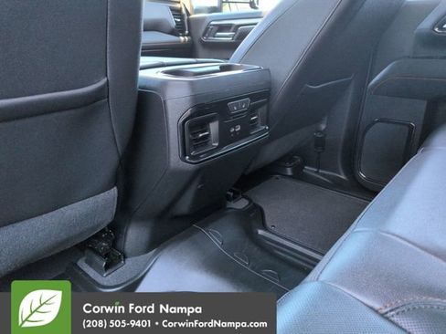 Used 2024 GMC Sierra 2500 AT4 w/ Technology Package AWD/4WD image 28