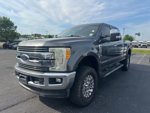 Used 2017 Ford F250 Lariat w/ Chrome Package AWD/4WD image 1