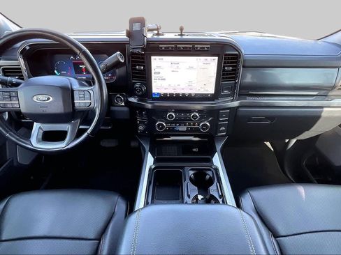 Used 2023 Ford F250 Lariat w/ Lariat Ultimate Package AWD/4WD image 14