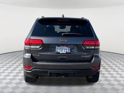Used 2017 Jeep Grand Cherokee Trailhawk w/ Trailhawk Luxury Group image 6
