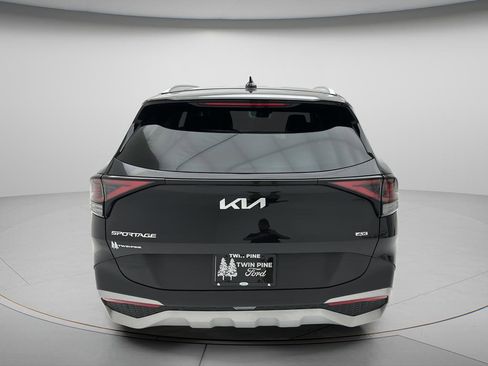Used 2023 Kia Sportage EX AWD/4WD image 7