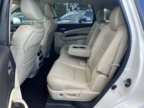 Used 2017 Acura MDX FWD image 33