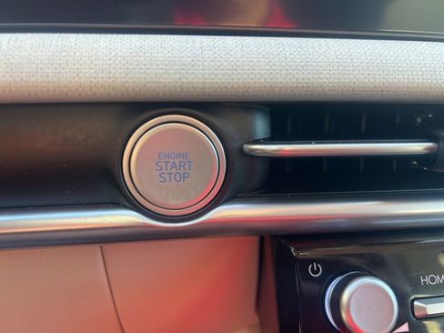 Used 2025 Hyundai Tucson SEL image 13