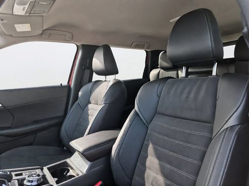 Used 2024 Mitsubishi Outlander SE FWD image 23