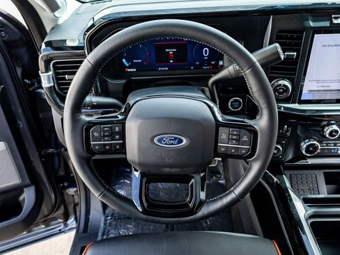 Used 2024 Ford F250 Lariat w/ Lariat Ultimate Package image 18