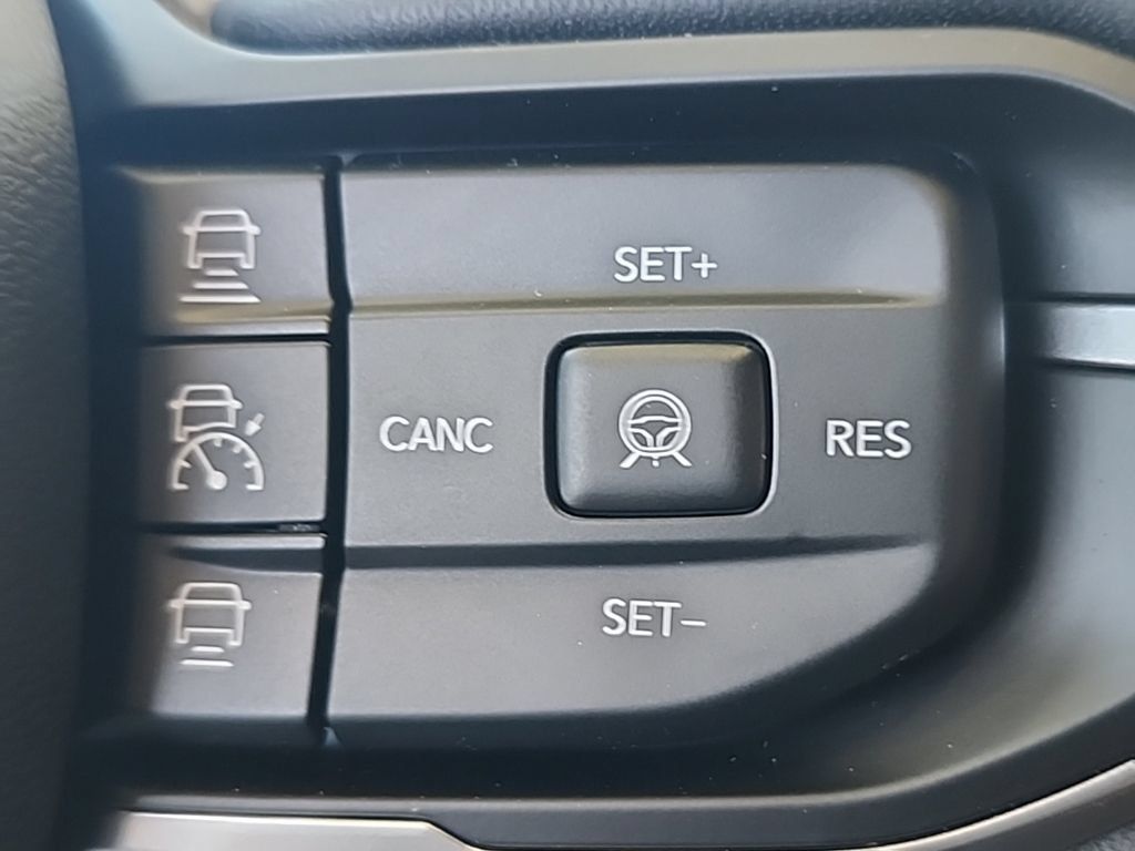 New 2026 Jeep Cherokee Limited AWD/4WD image 14