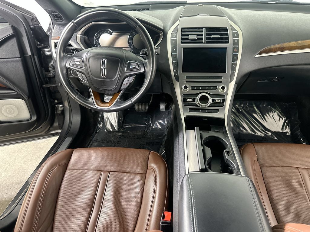 Used 2019 Lincoln MKZ Reserve w/ Luxury Package FWD image 19