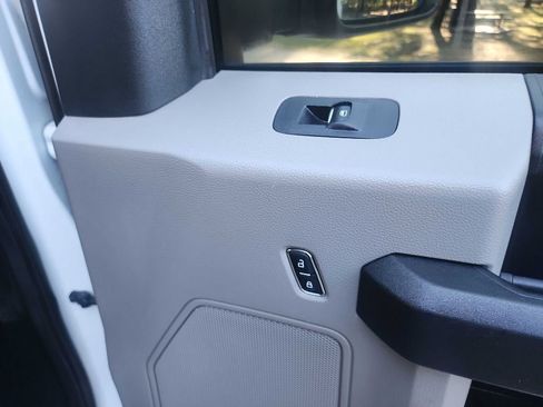 Used 2017 Ford F350 XL w/ Power Equipment Group AWD/4WD image 39