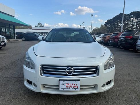 Used 2014 Nissan Maxima 3.5 SV w/ Premium Package image 3