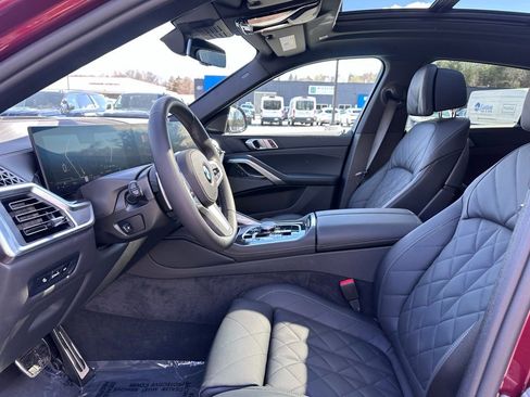 Used 2026 BMW X6 xDrive40i w/ Climate Comfort Package image 13