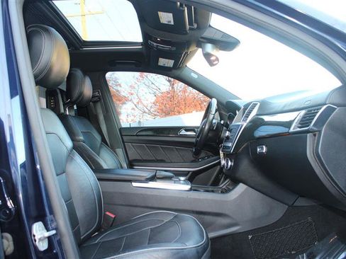 Used 2014 Mercedes-Benz GL 550 GL 550 image 12