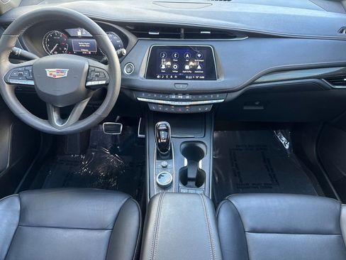 Used 2022 Cadillac XT4 Sport AWD/4WD image 14