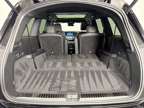 Used 2026 Mercedes-Benz GLS 450 4MATIC image 28