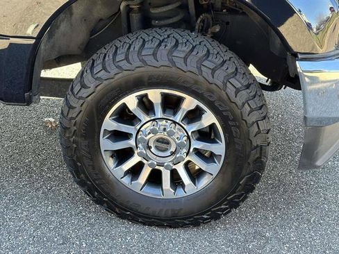 Used 2022 Ford F350 Lariat w/ Lariat Value Package image 7