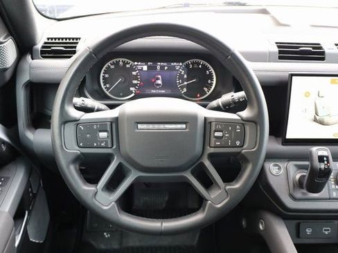 Used 2023 Land Rover Defender 130 X-Dynamic SE image 19