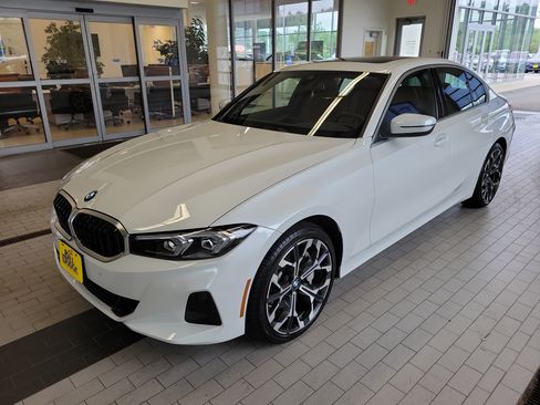 Used 2026 BMW 330i xDrive Sedan AWD/4WD image 1