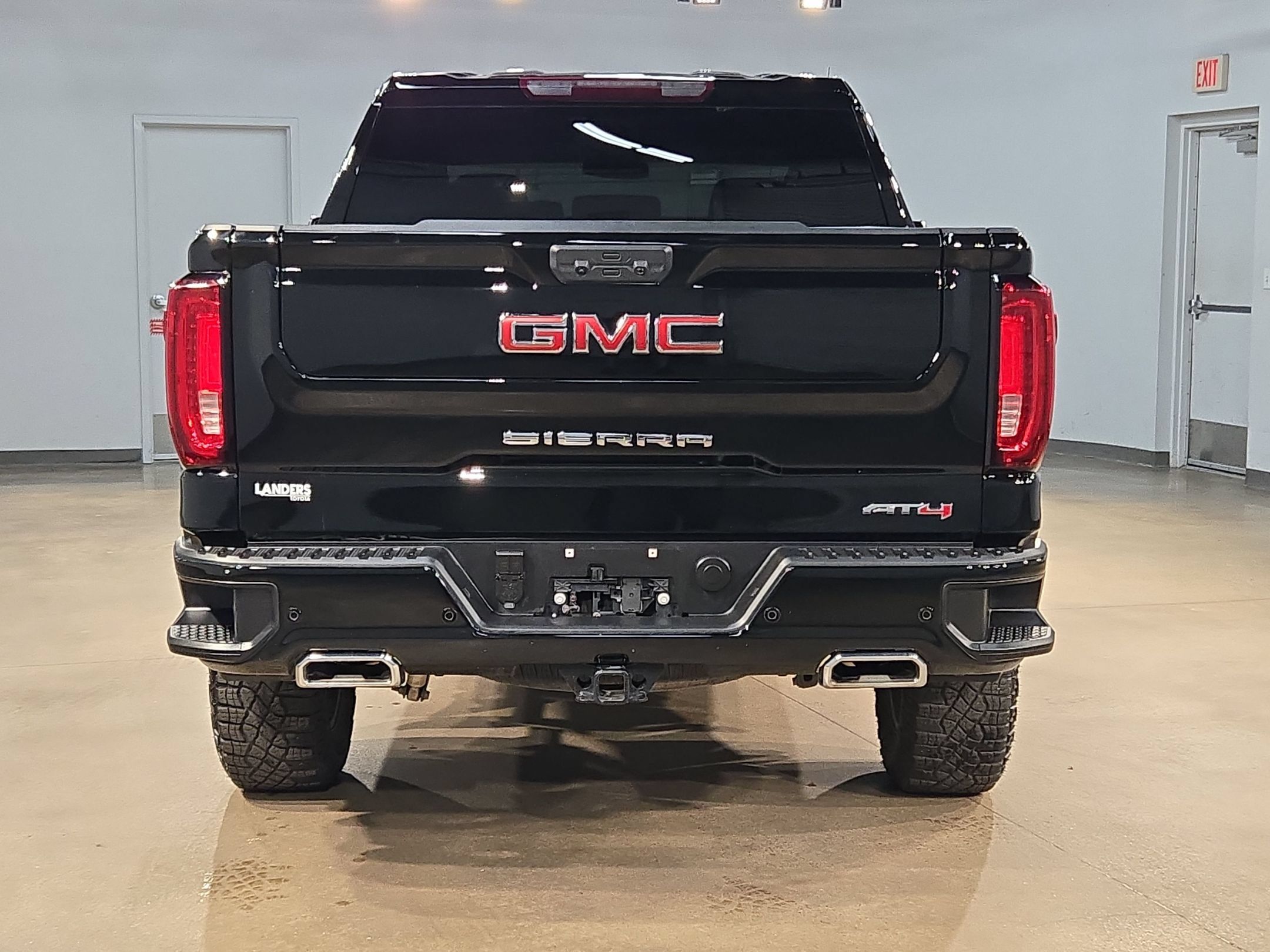 Used 2025 GMC Sierra 1500 AT4 AWD/4WD image 6