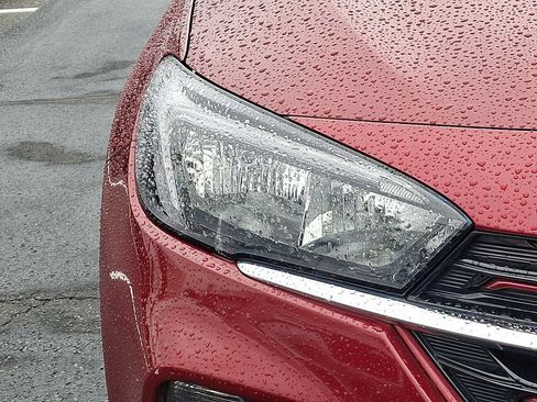 Certified 2023 Buick Encore GX Select w/ Sport Touring Package AWD/4WD image 9