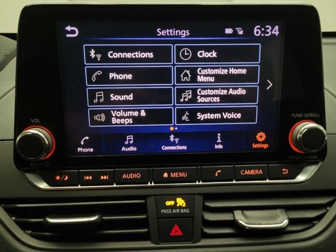 Used 2021 Nissan Altima 2.5 SV FWD image 25
