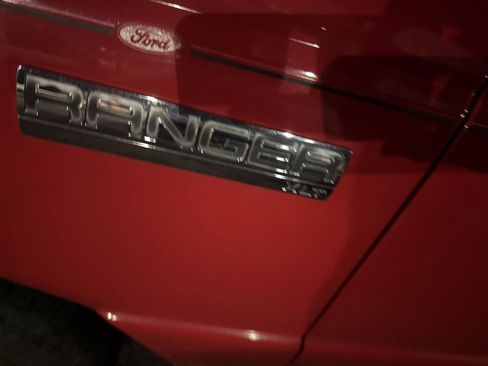 Used 2010 Ford Ranger XLT image 6