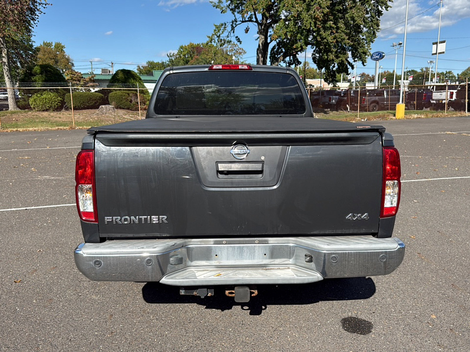 Used 2013 Nissan Frontier SV w/ SV Value Truck Pkg AWD/4WD image 10