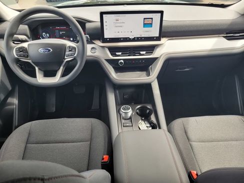 Used 2026 Ford Explorer Active RWD image 14