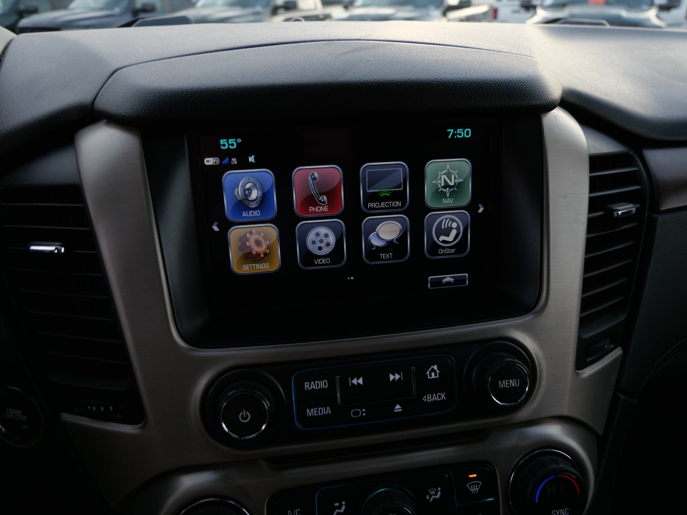 Used 2019 GMC Yukon Denali w/ Denali Ultimate Package AWD/4WD image 38