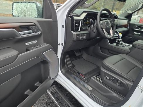 New 2026 GMC Sierra 1500 Denali w/ Denali Reserve Package image 4