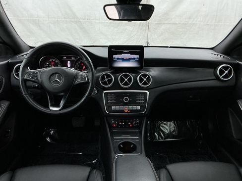 Used 2019 Mercedes-Benz CLA 250 image 26