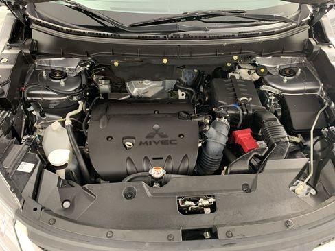 Used 2022 Mitsubishi Outlander Sport ES FWD image 11