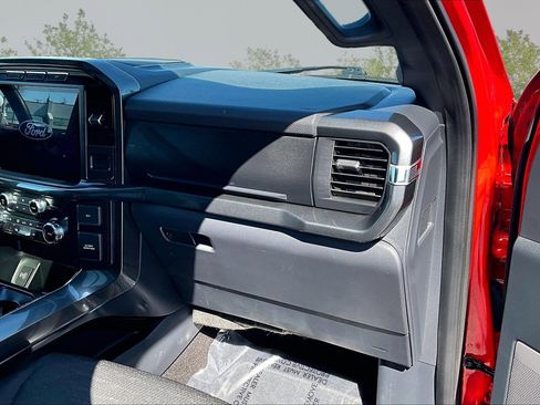 Certified 2022 Ford F150 XLT w/ Equipment Group 302A High image 17