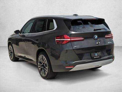 Used 2025 BMW X3 xDrive30i w/ Premium Package image 9