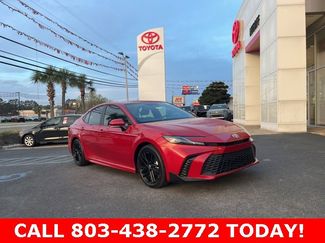 Used 2025 Toyota Camry SE w/ Multimedia Upgrade Package video 1