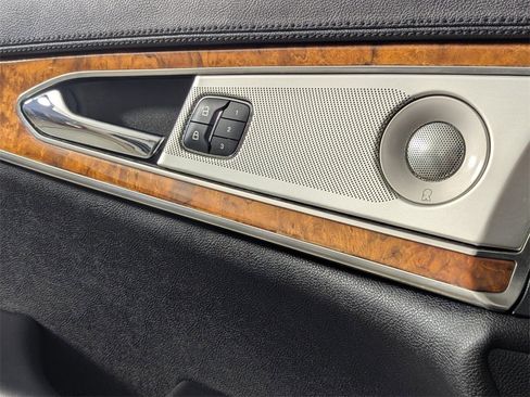 Used 2019 Lincoln Nautilus Reserve w/ Ultimate Package image 14