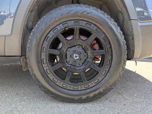 Used 2019 Jeep Cherokee Limited AWD/4WD image 26