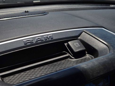 Used 2021 RAM 1500 Big Horn AWD/4WD image 34