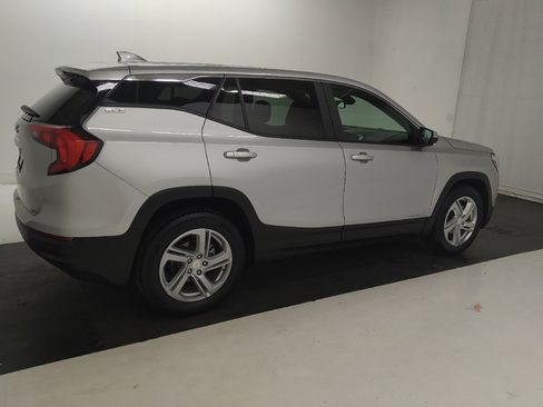 Used 2021 GMC Terrain SLE FWD image 10