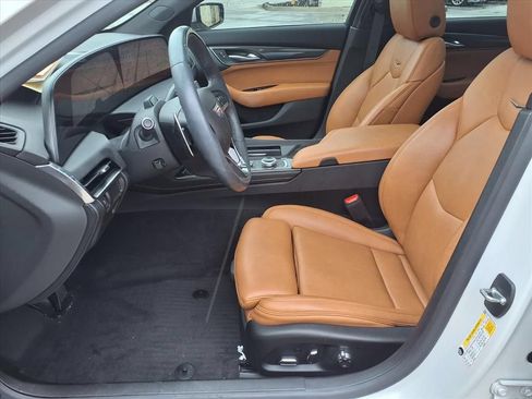 Used 2025 Cadillac CT5 Sport w/ Platinum Package RWD image 13