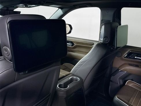 New 2026 GMC Yukon XL Denali Ultimate w/ LPO, Floor Liner Package AWD/4WD image 20