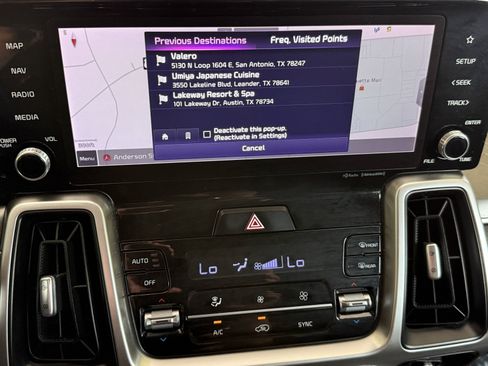 Used 2022 Kia Sorento S w/ Panoramic Sunroof Package FWD image 9