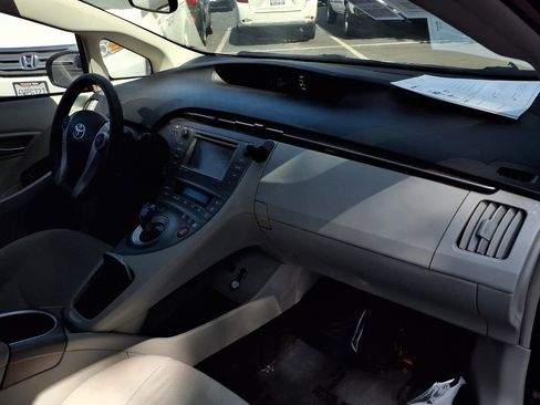 Used 2012 Toyota Prius Three FWD image 22