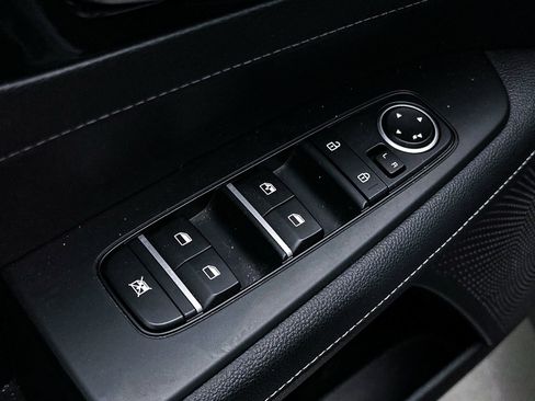 Used 2023 Kia Forte GT-Line w/ GT-Line Premium Package FWD image 18