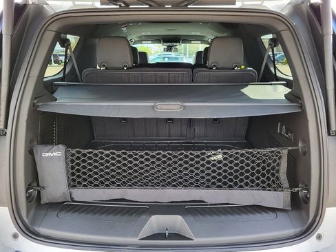 New 2026 GMC Yukon XL Elevation AWD/4WD image 7