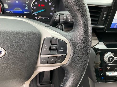 Used 2021 Ford Explorer Limited w/ Hybrid Equipment Group 310A image 13