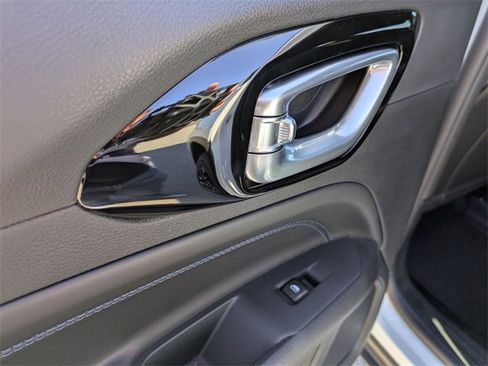 New 2026 Jeep Compass Latitude image 22