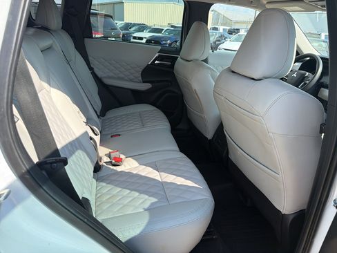 Used 2022 Mitsubishi Outlander SEL AWD/4WD image 15